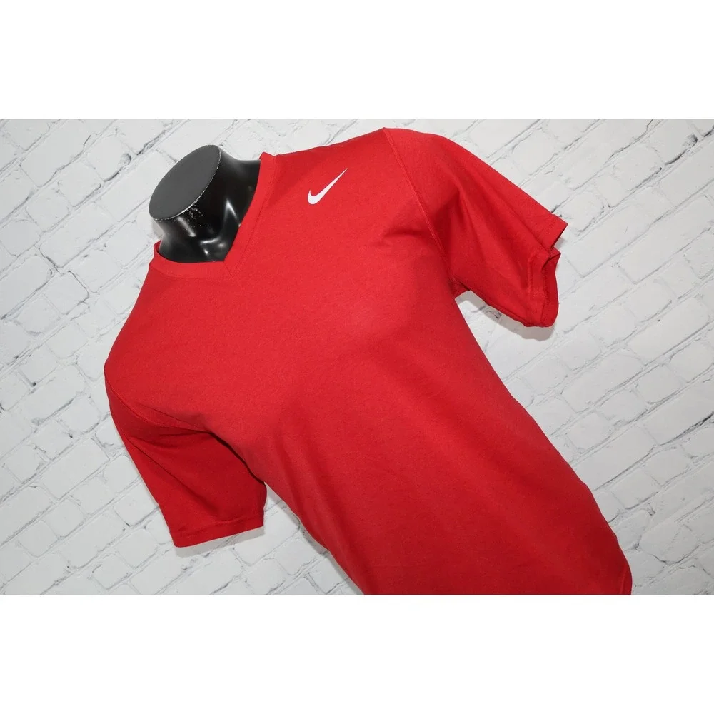 Nike T-Shirt Mens Large Red Dri-Fit V-Neck Swoosh Activewear Gym Workout